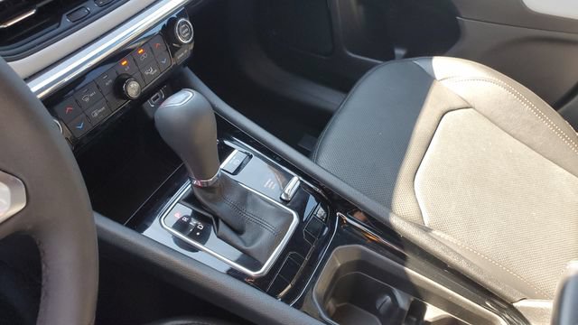 Used 2023 Jeep Compass Limited w/ Elite Group AWD/4WD image 16