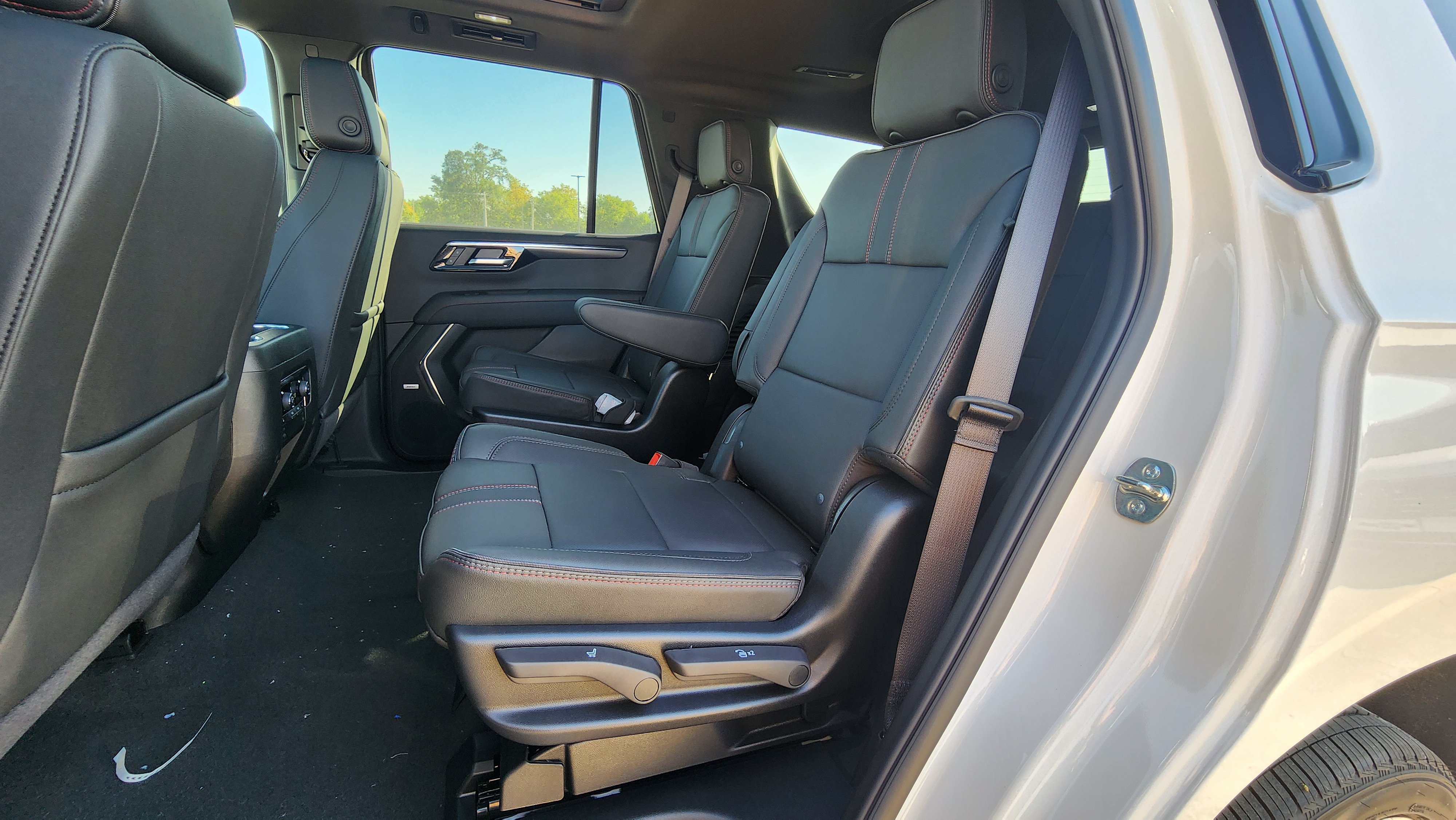 New 2026 Chevrolet Tahoe RST w/ RST Capability Package AWD/4WD image 18