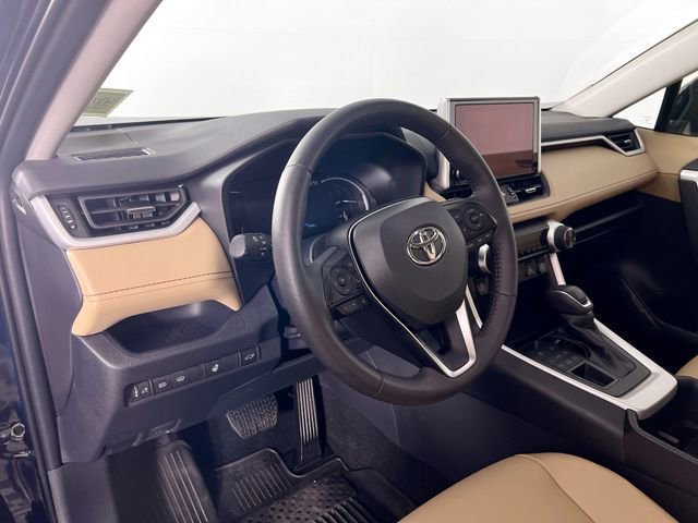 Used 2025 Toyota RAV4 XLE Premium w/ Weather Package AWD/4WD image 10