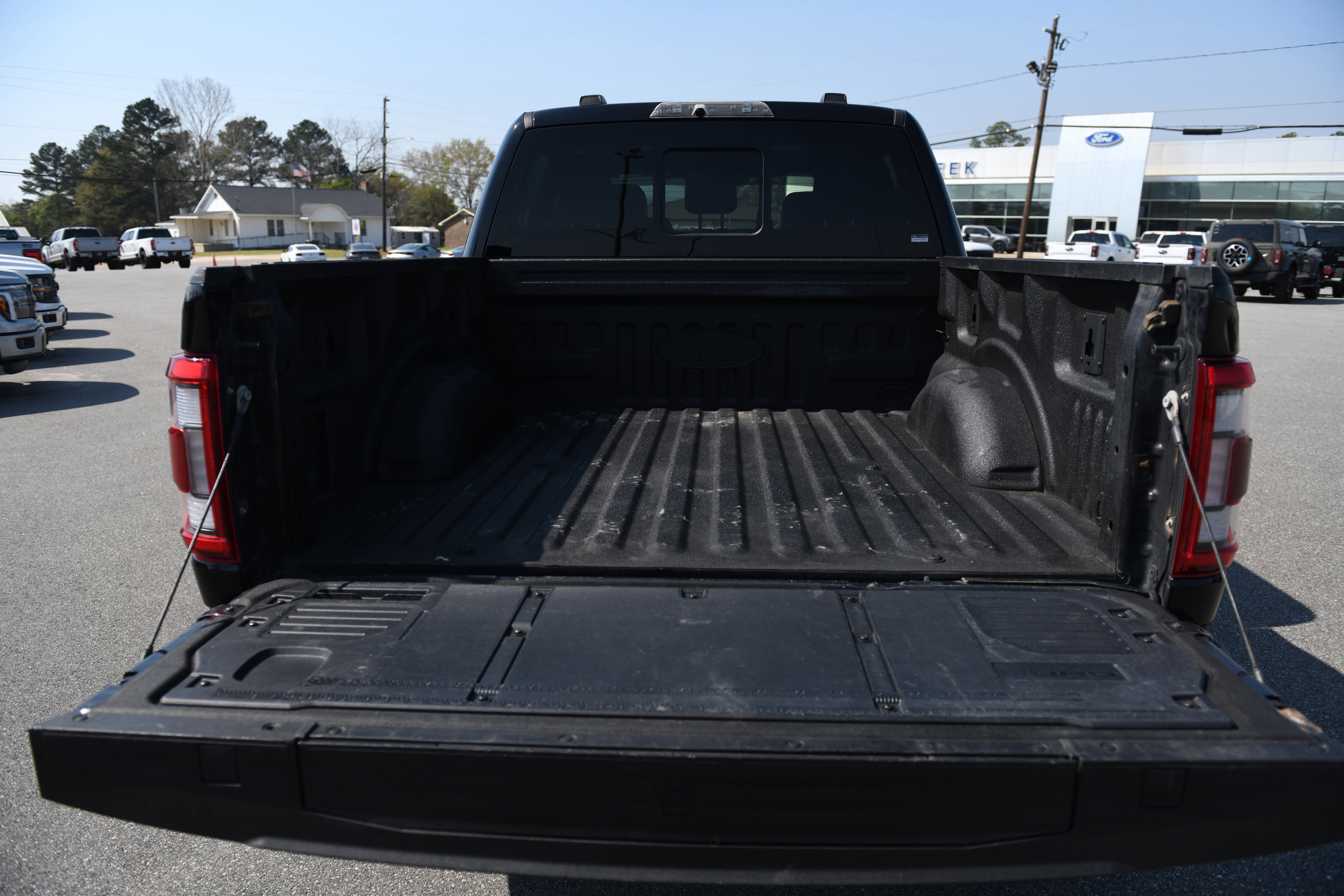 Used 2023 Ford F150 Raptor image 11