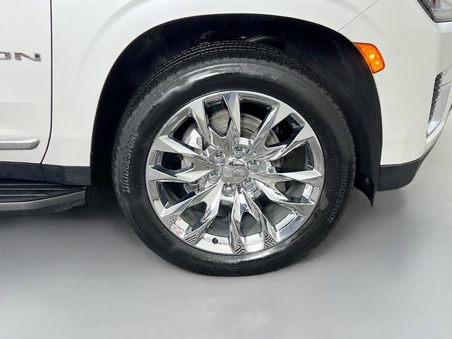 Used 2022 GMC Yukon XL SLT w/ SLT Luxury Package image 41