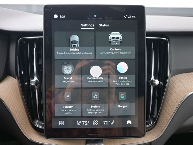 New 2026 Volvo XC60 B5 Plus w/ Protection Package Premier image 16