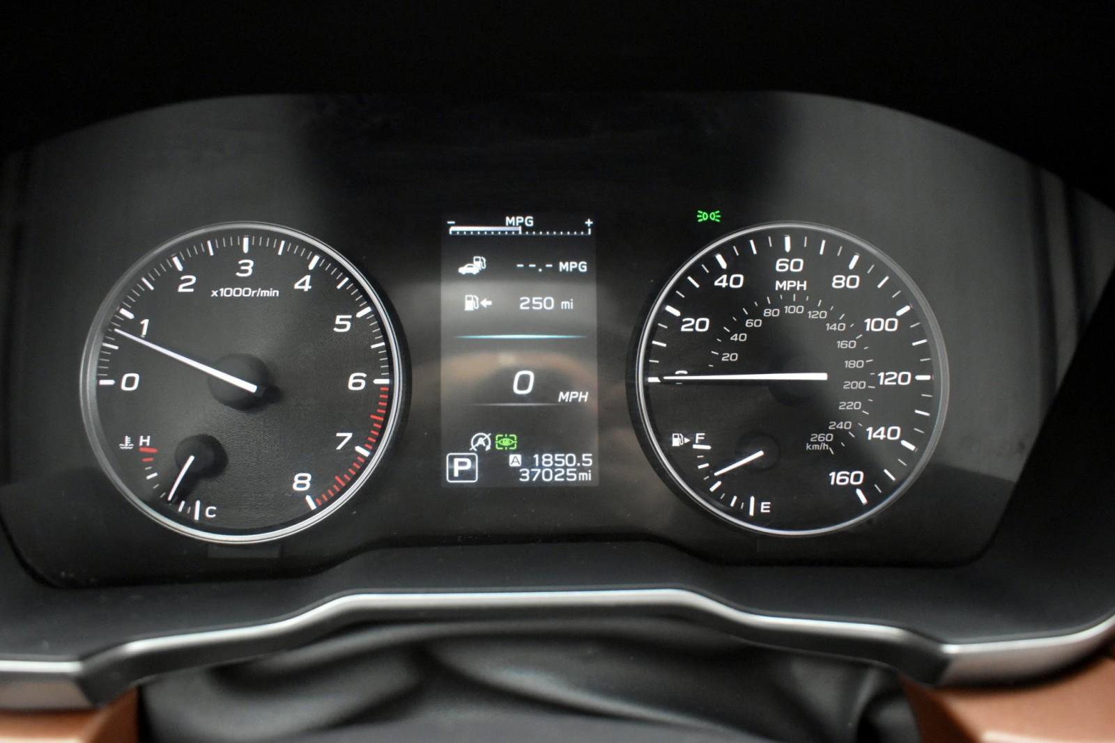 Used 2020 Subaru Outback Touring w/ Popular Package #2 image 16