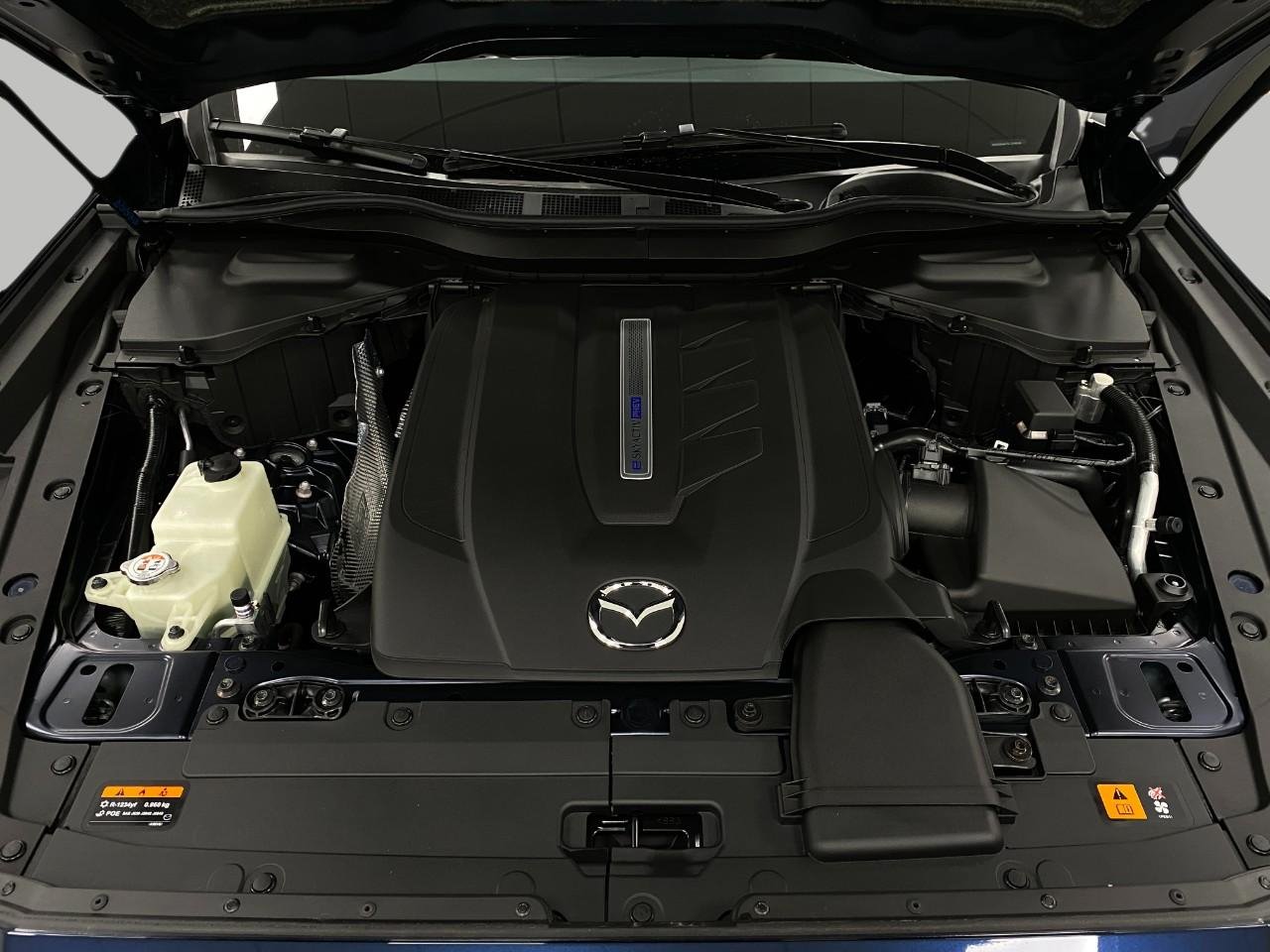 New 2025 MAZDA CX-90 Plug-In Hybrid w/ Preferred AWD/4WD image 11