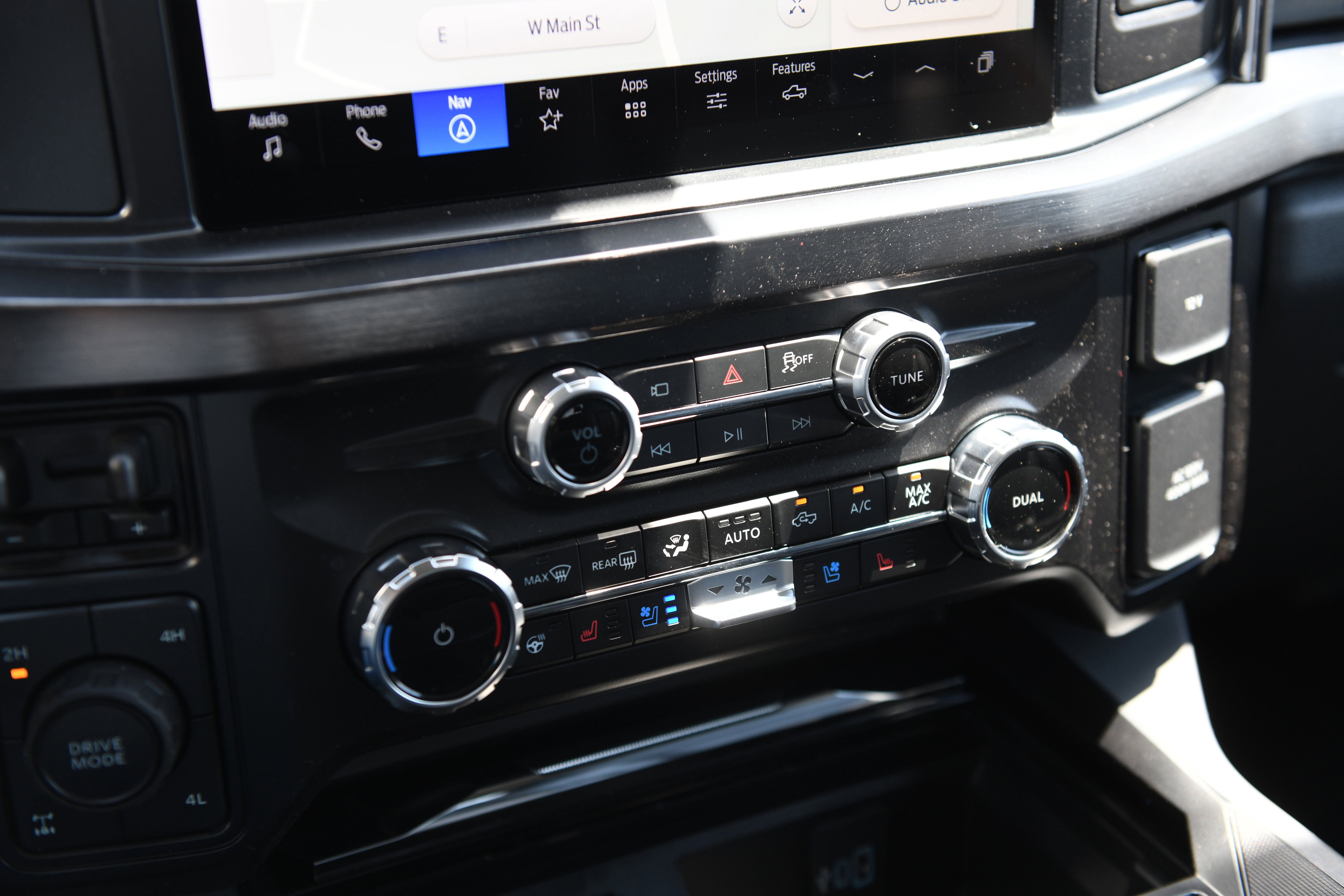 New 2026 Ford F250 Lariat image 20
