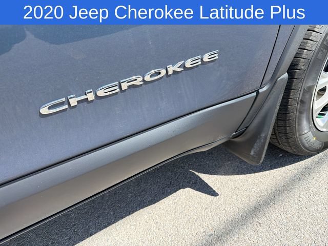 Used 2020 Jeep Cherokee Latitude Plus w/ Comfort/Convenience Group AWD/4WD image 17