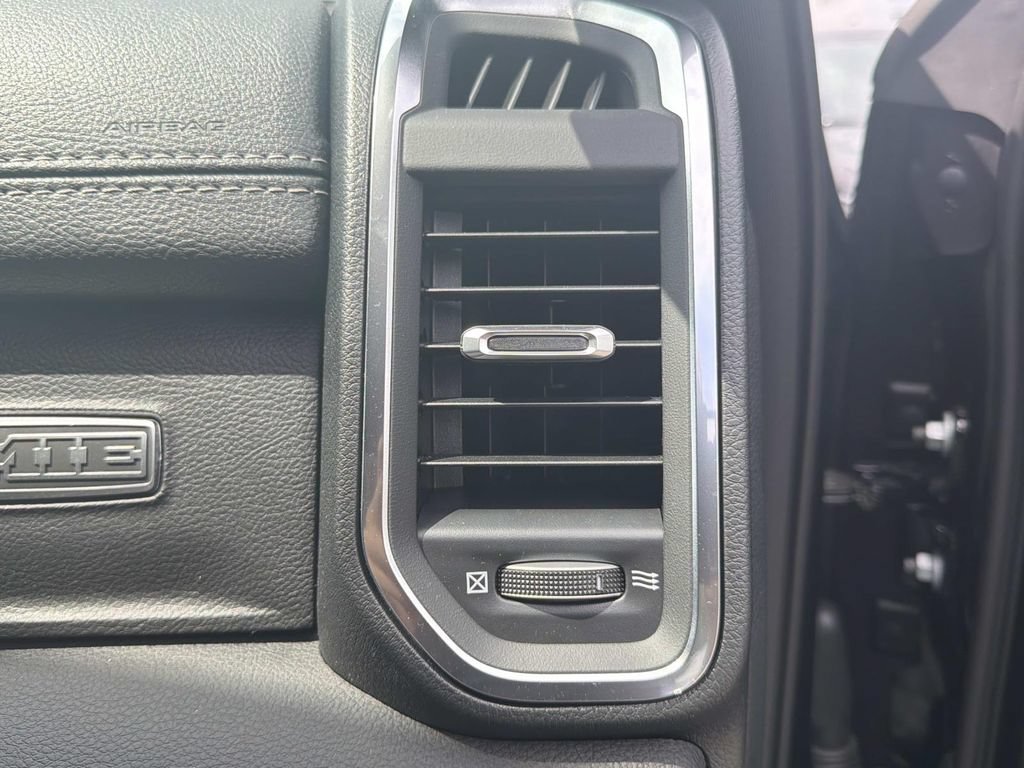 New 2026 RAM 1500 Laramie w/ Night Edition AWD/4WD image 19