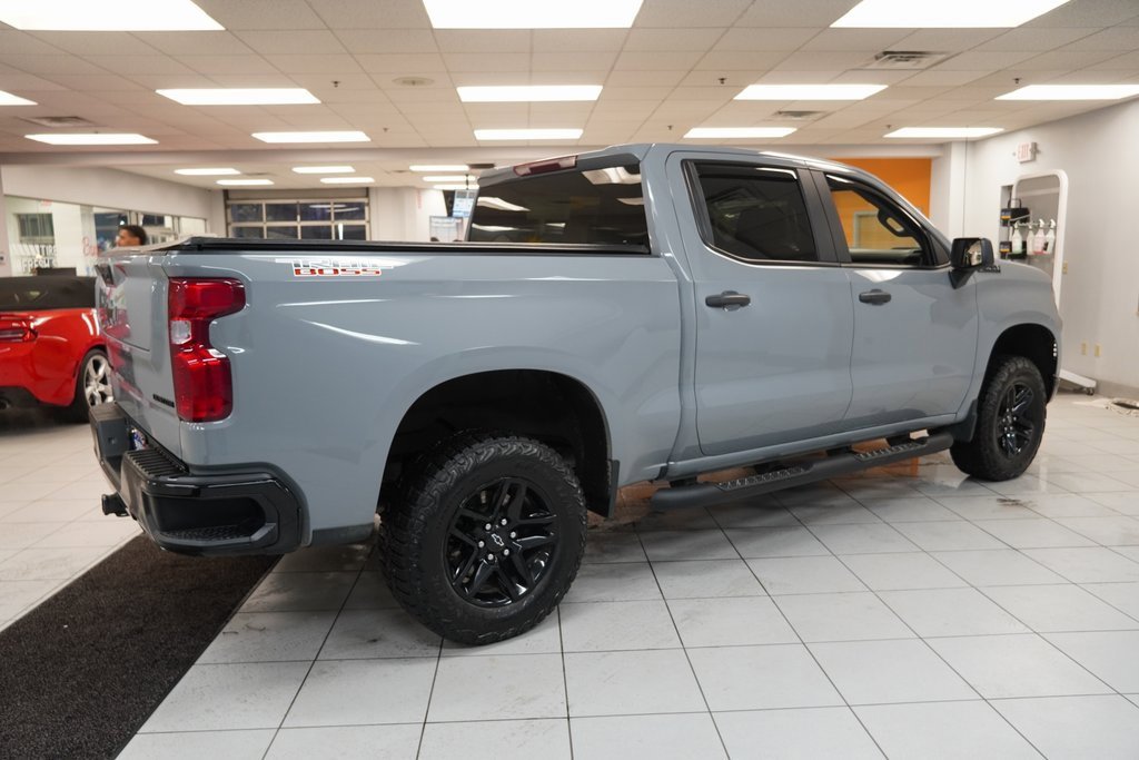 Used 2024 Chevrolet Silverado 1500 Custom Trail Boss w/ LPO, Dark Essentials Package image 11