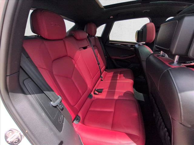 Used 2017 Porsche Macan GTS AWD/4WD image 20