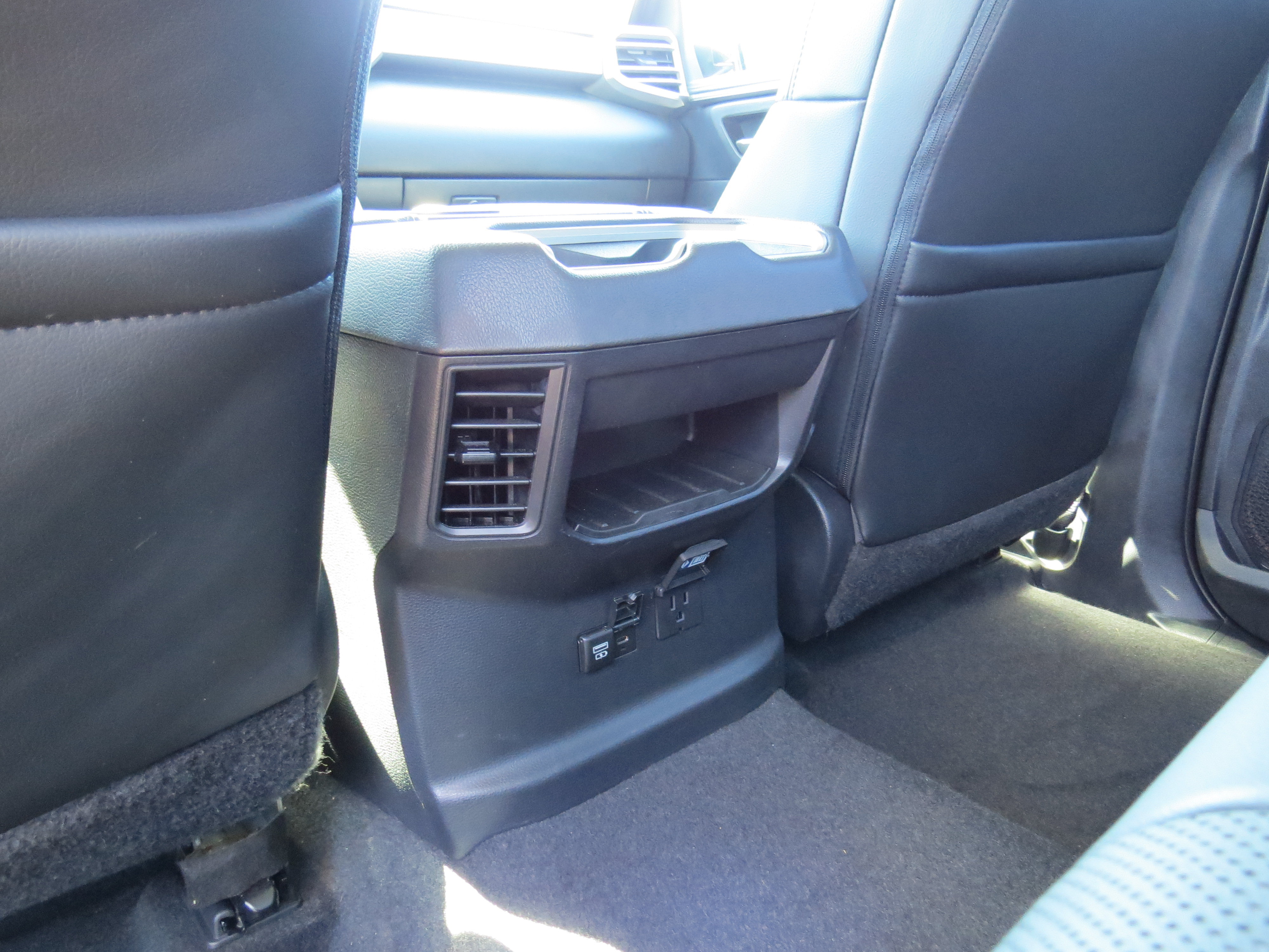 Used 2023 Toyota Tundra Limited AWD/4WD image 16