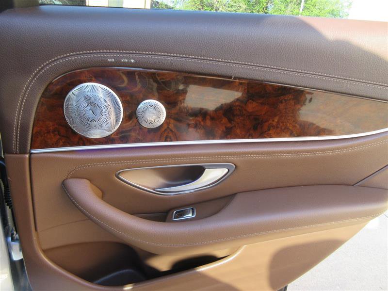 Used 2017 Mercedes-Benz E 300 4MATIC w/ Premium 3 Package image 25