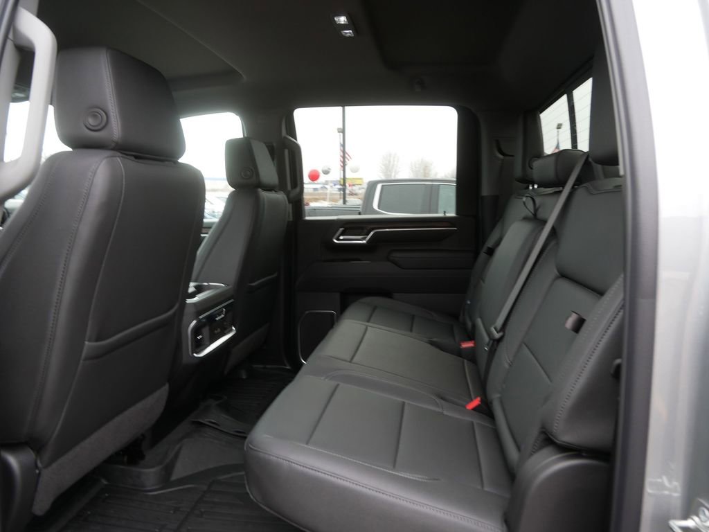 Used 2026 GMC Sierra 3500 SLT w/ SLT Premium Package image 21