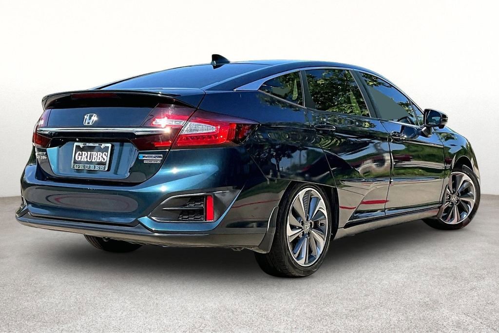 Used 2018 Honda Clarity Touring image 2