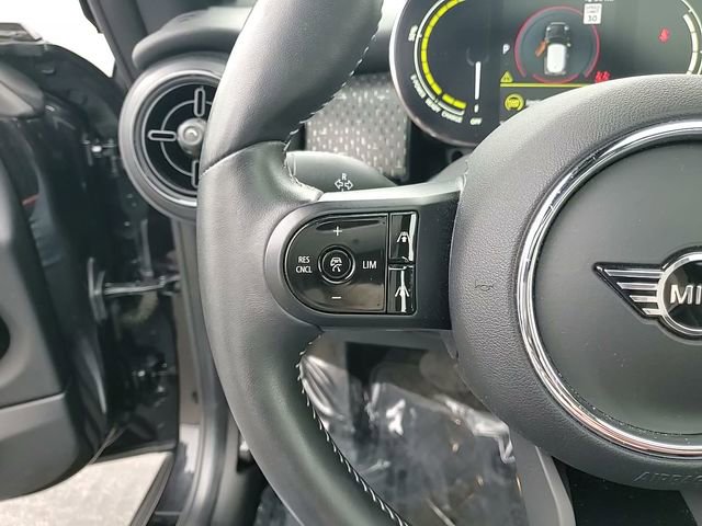 Used 2022 MINI Cooper SE image 16