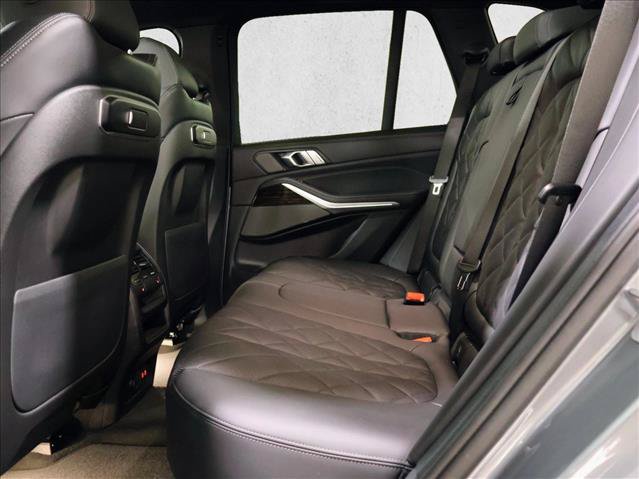 New 2026 BMW X5 xDrive50e w/ M Sport Package AWD/4WD image 17