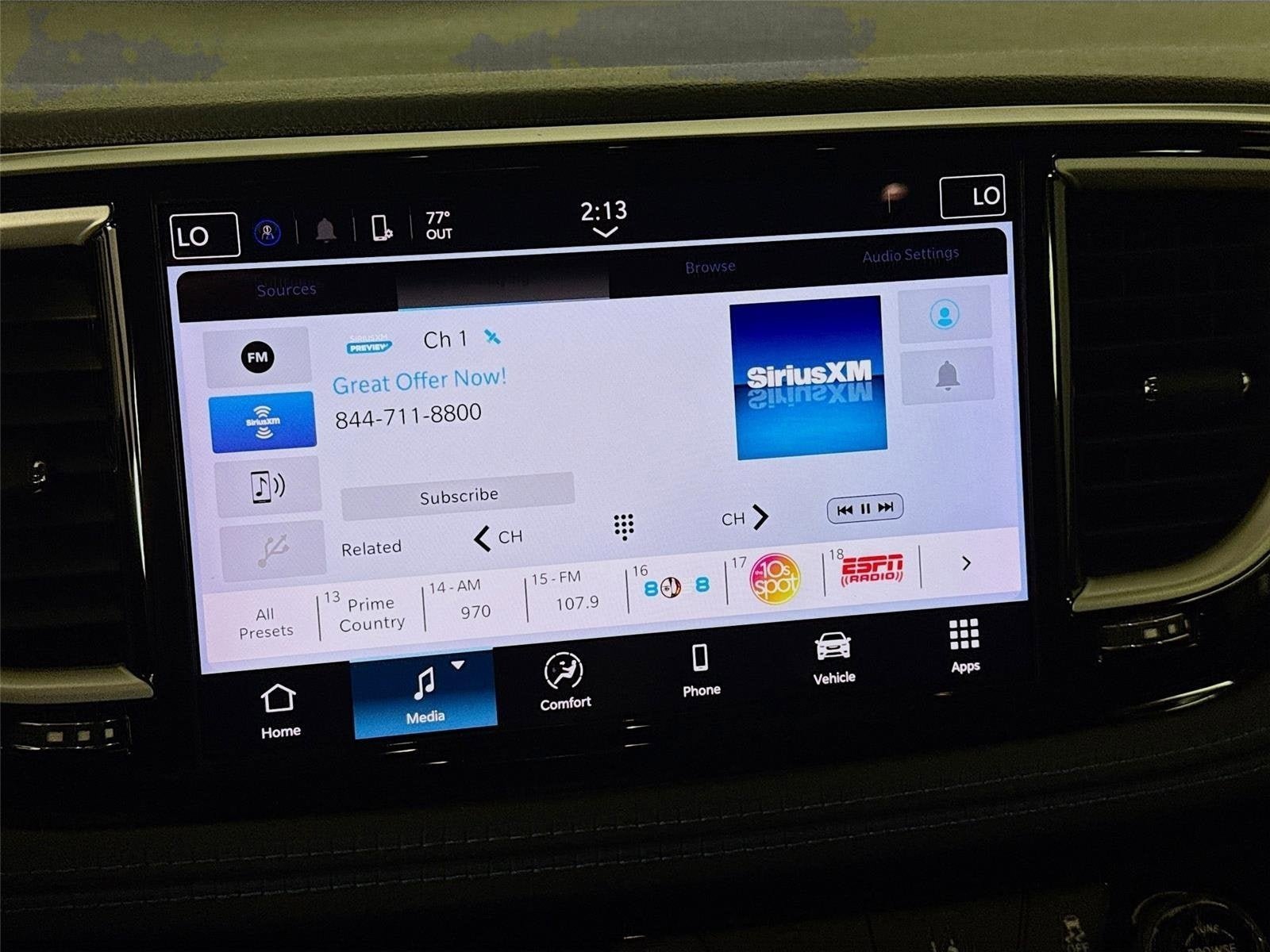 Used 2021 Chrysler Pacifica Touring FWD image 15