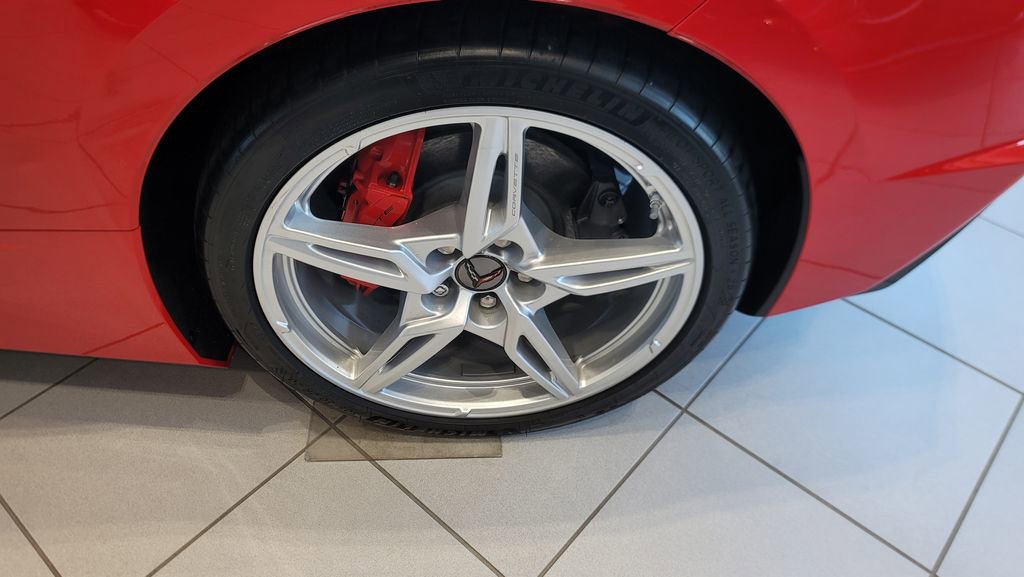 Used 2025 Chevrolet Corvette Stingray Preferred Cpe w/ 2LT image 8