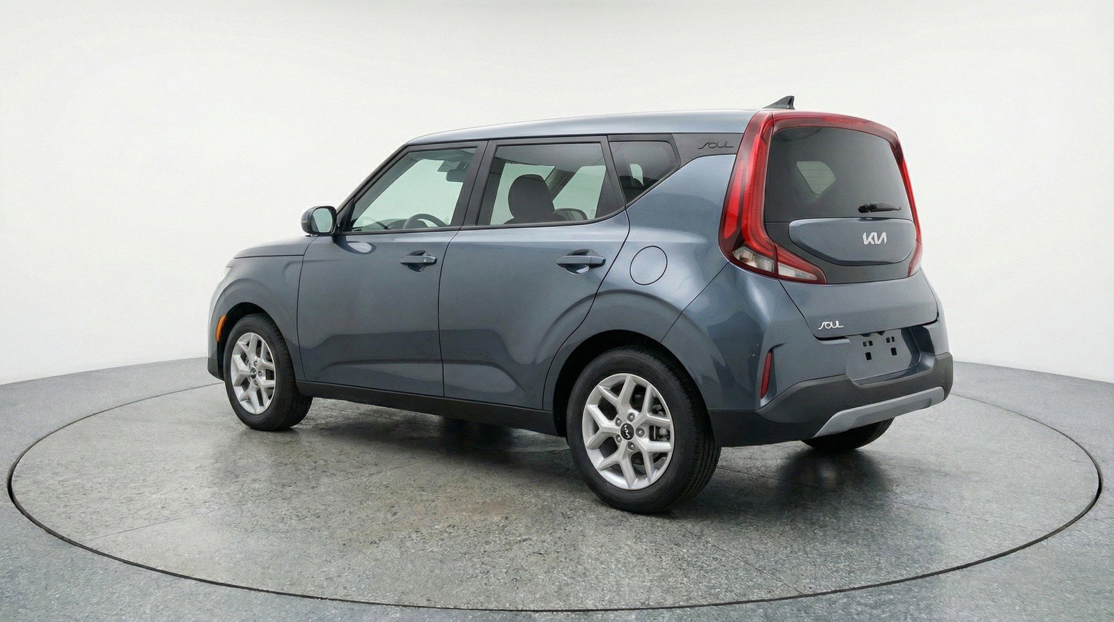 Used 2025 Kia Soul LX w/ LX Technology Package image 6