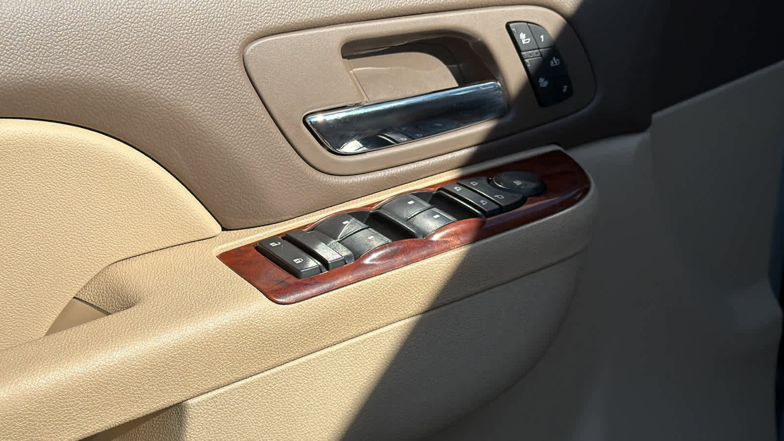 Used 2013 GMC Sierra 1500 SLT w/ SLT Convenience Package image 22