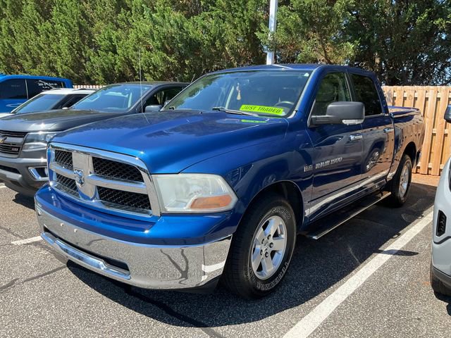 Used 2011 RAM 1500 Classic SLT w/ Luxury Group RWD image 3