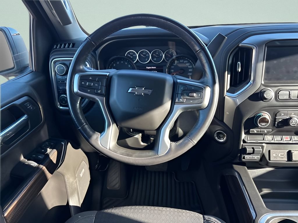 Used 2020 Chevrolet Silverado 1500 RST AWD/4WD image 15