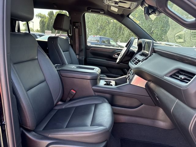 Used 2024 Chevrolet Suburban Z71 w/ Off-Road Capability Package AWD/4WD image 28