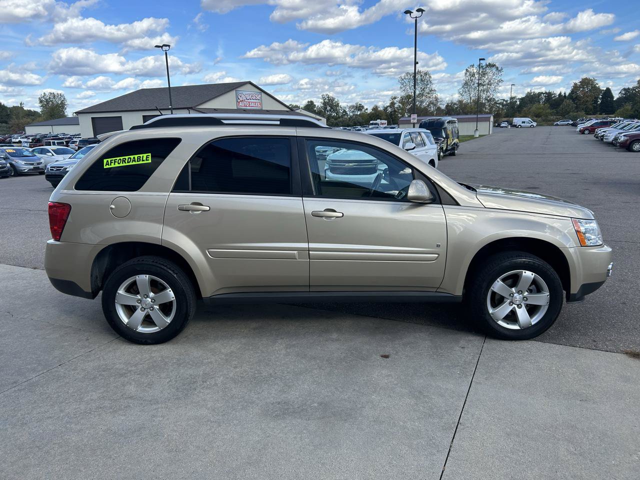 Used 2008 Pontiac Torrent 2WD w/ Preferred Package image 4