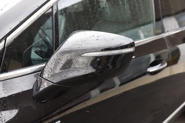 Used 2022 Buick Enclave Essence FWD image 13