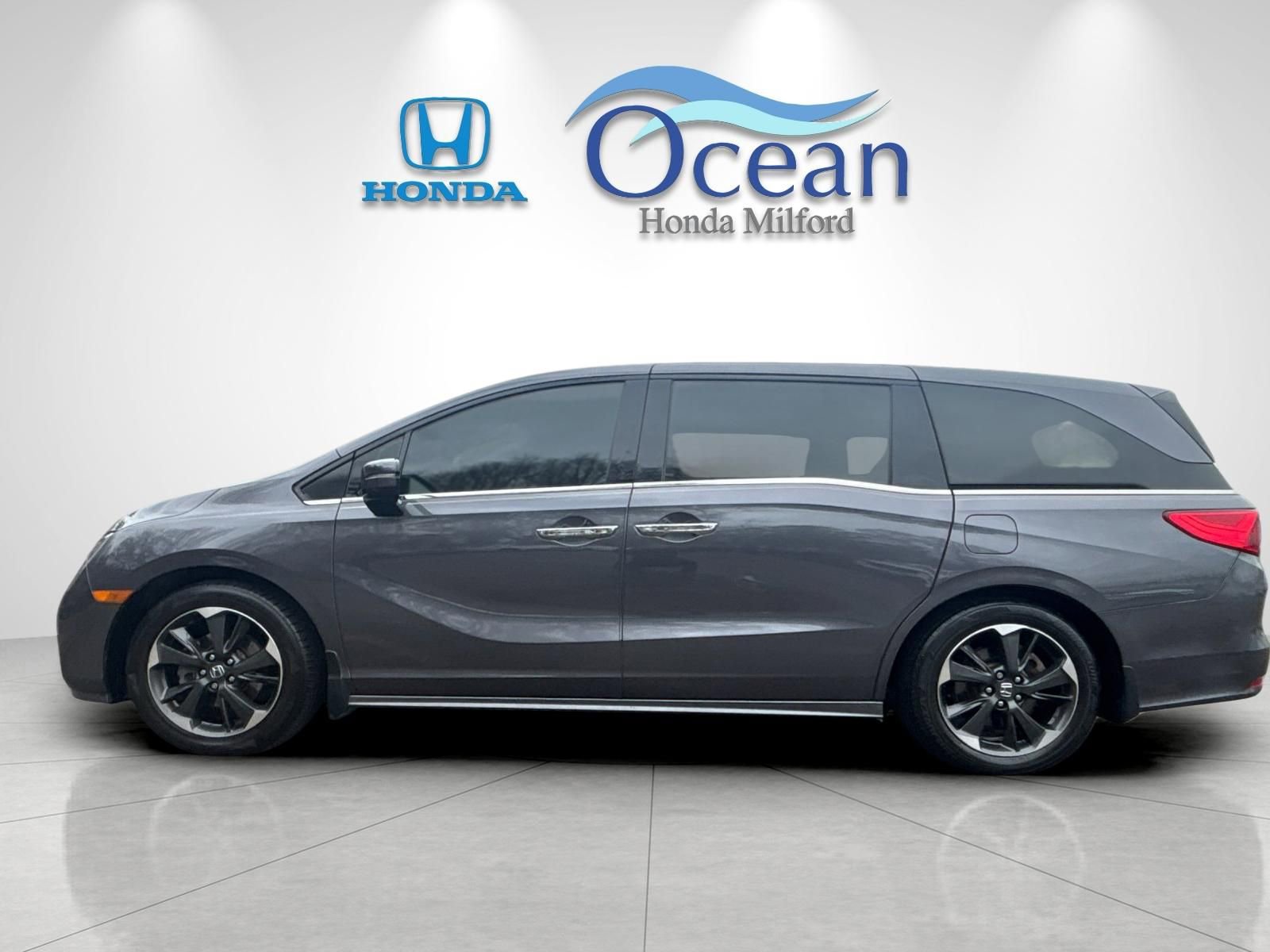 Used 2022 Honda Odyssey Elite image 6