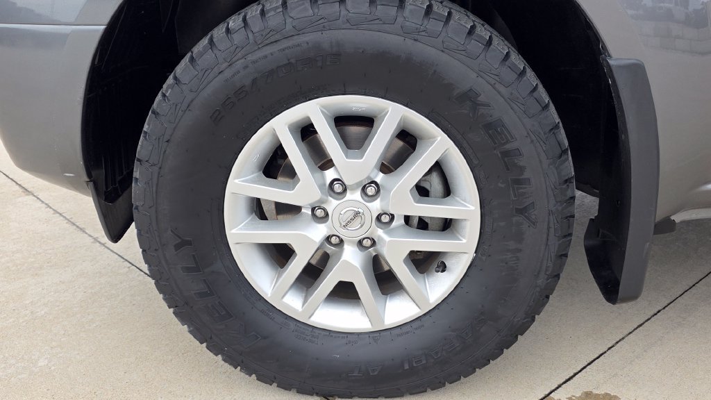 Used 2021 Nissan Frontier SV AWD/4WD image 11