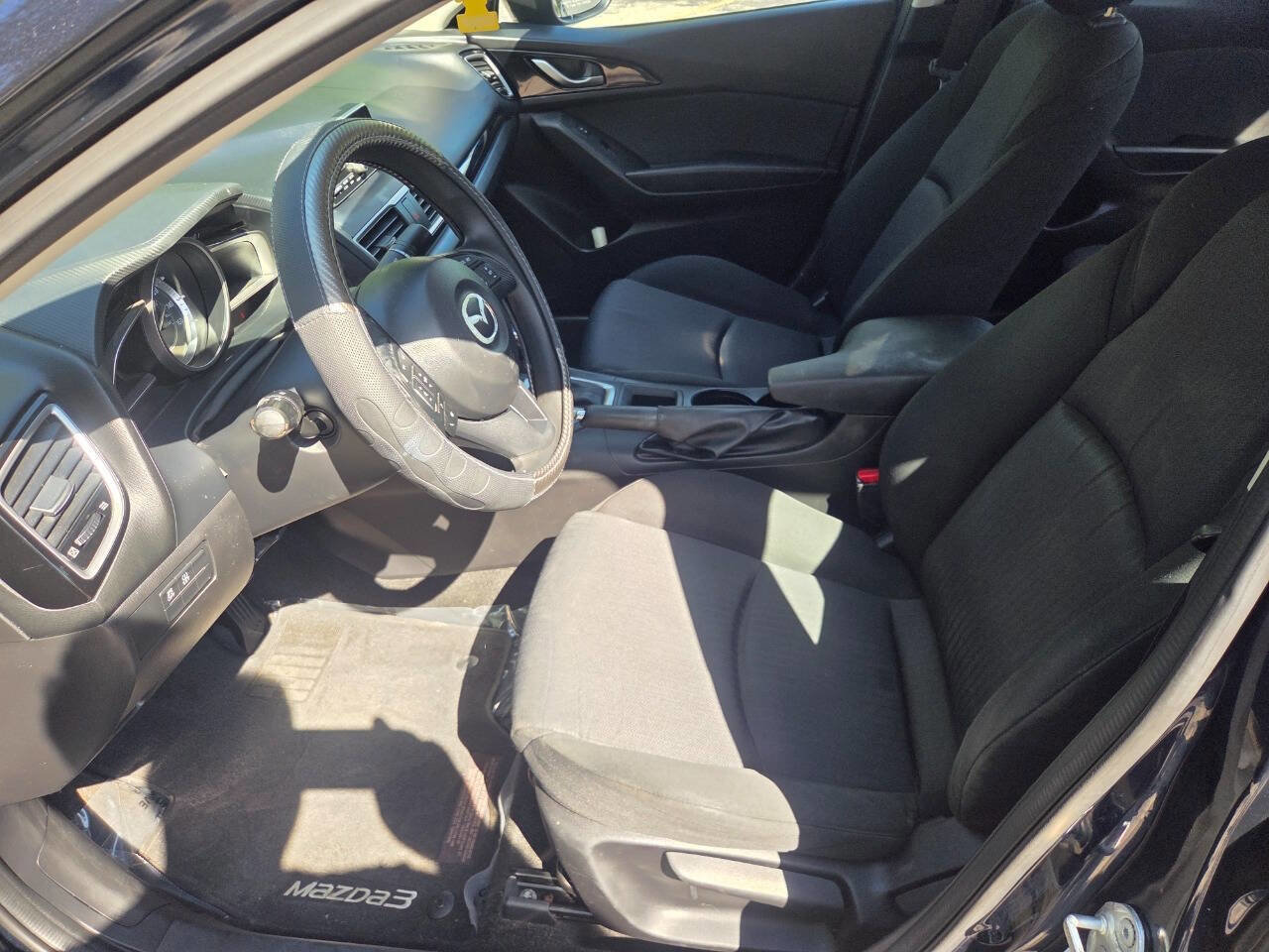 Used 2014 MAZDA MAZDA3 i Sport FWD image 24