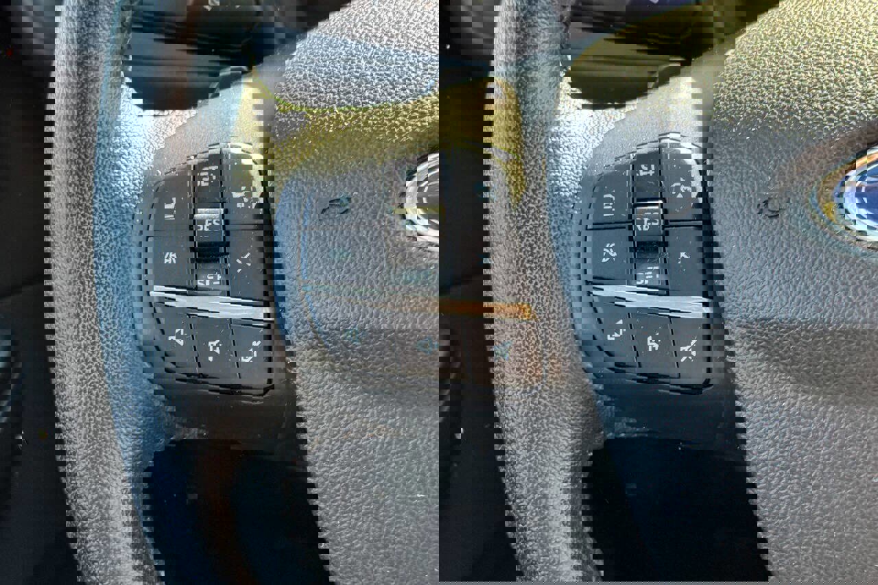 Used 2020 Ford Escape Titanium image 27