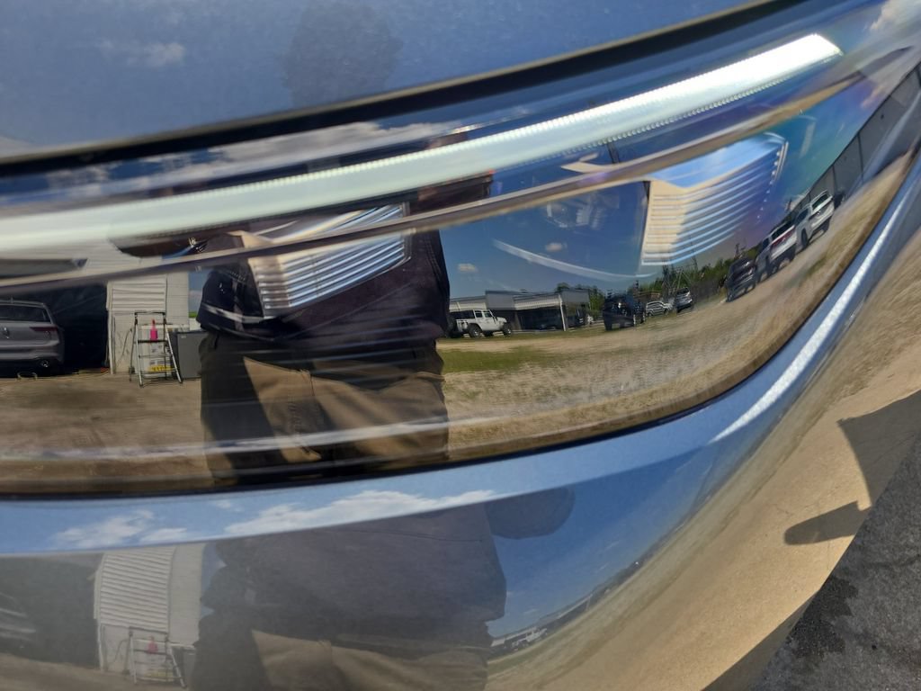 New 2026 Volkswagen Tiguan SE FWD image 27