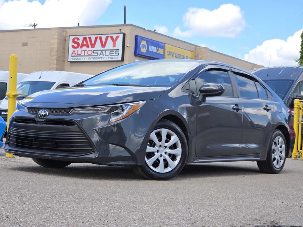 Used 2025 Toyota Corolla LE w/ Convenience Package FWD image 2
