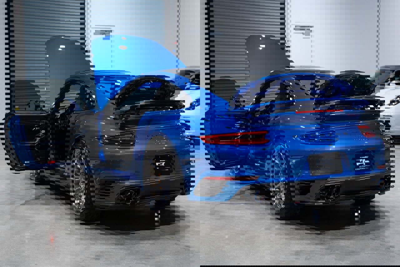 Used 2017 Porsche 911 Turbo S image 34