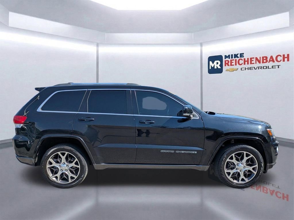 Used 2018 Jeep Grand Cherokee Limited video 3