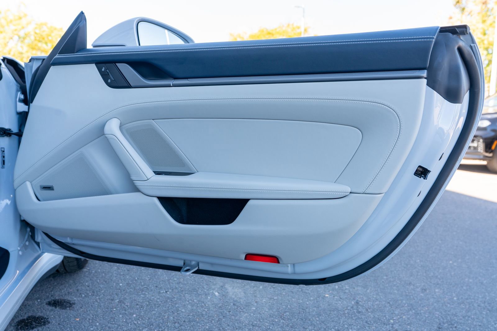 Used 2025 Porsche 911 Carrera image 38