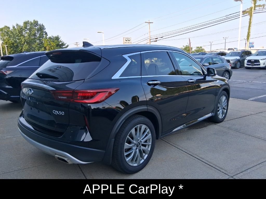 Certified 2023 INFINITI QX50 Luxe AWD/4WD image 3