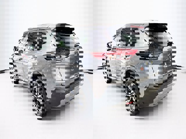 Certified 2023 Nissan Rogue SV image 7