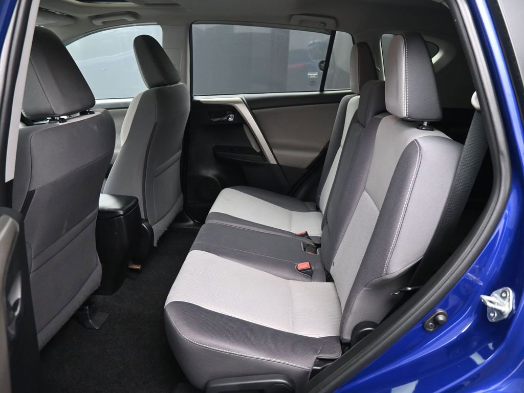 Used 2014 Toyota RAV4 XLE image 21