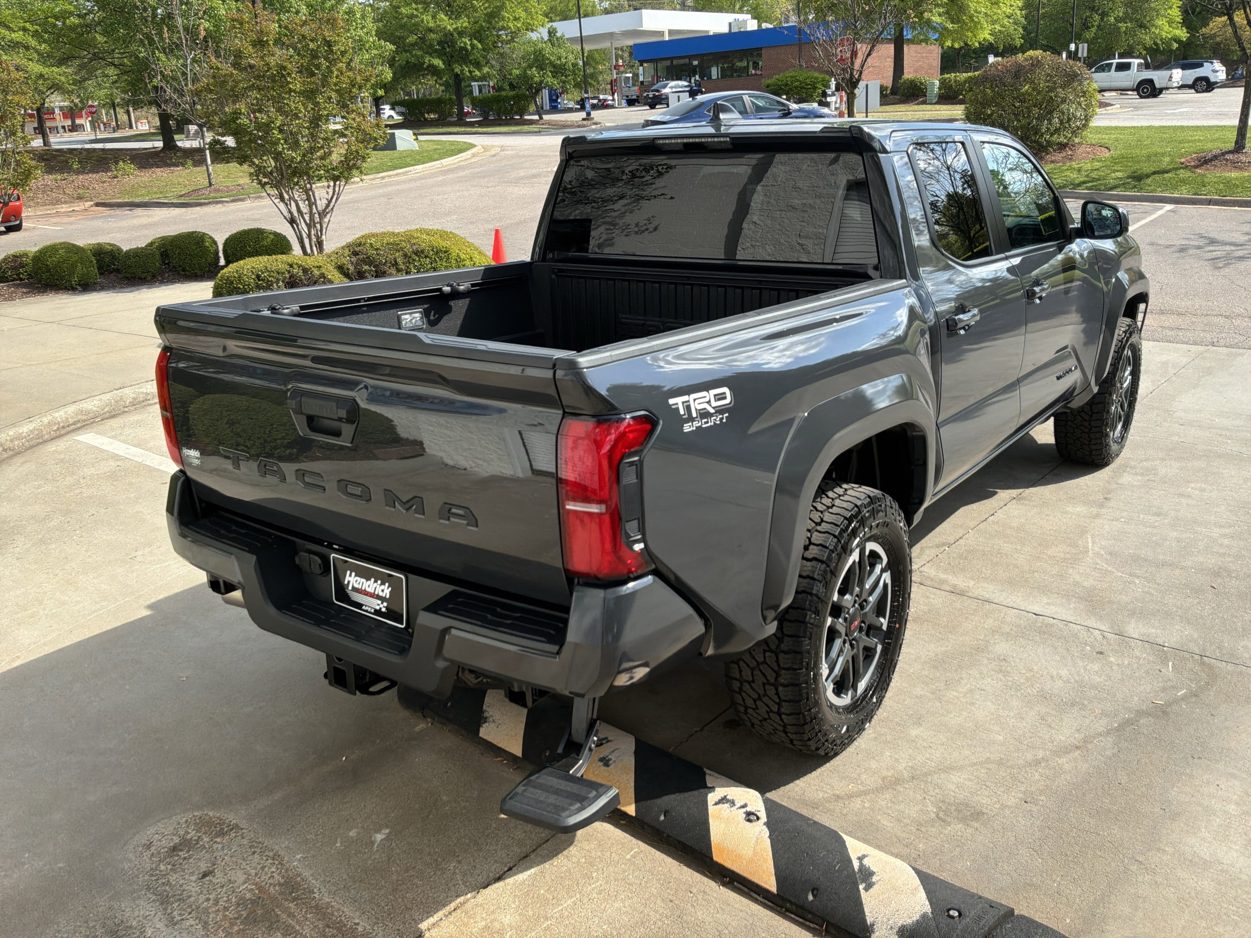 Used 2026 Toyota Tacoma TRD Sport image 10