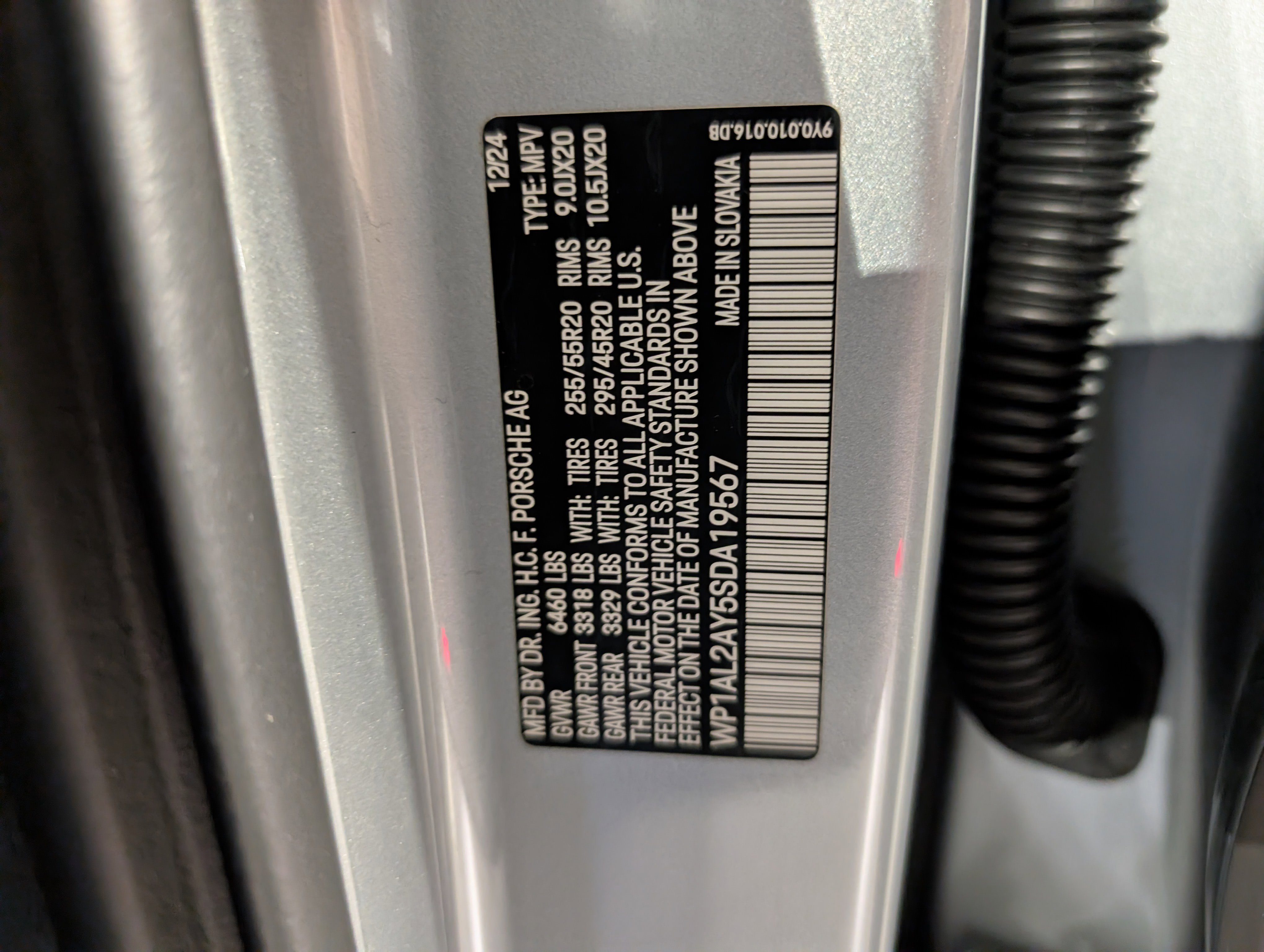 Certified 2025 Porsche Cayenne S image 39