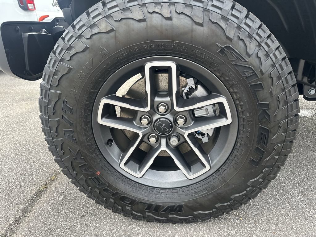 New 2025 Jeep Gladiator Mojave image 9