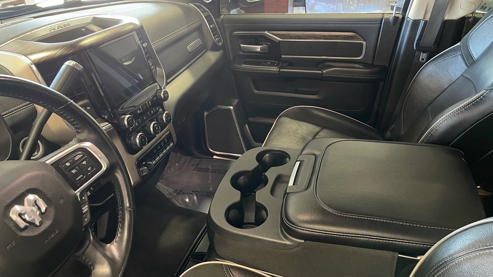 Used 2021 RAM 3500 Laramie image 31