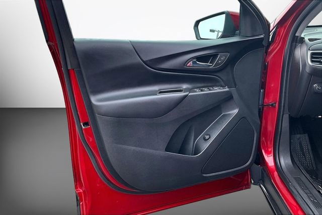 Used 2023 Chevrolet Equinox LT image 17