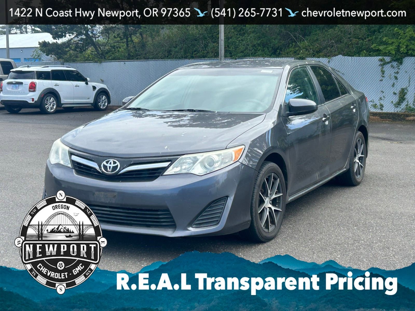 Used 2014 Toyota Camry LE FWD image 3