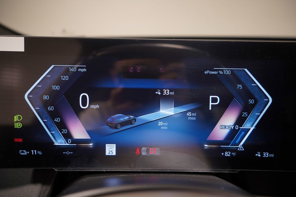 Used 2024 BMW iX xDrive50 image 20