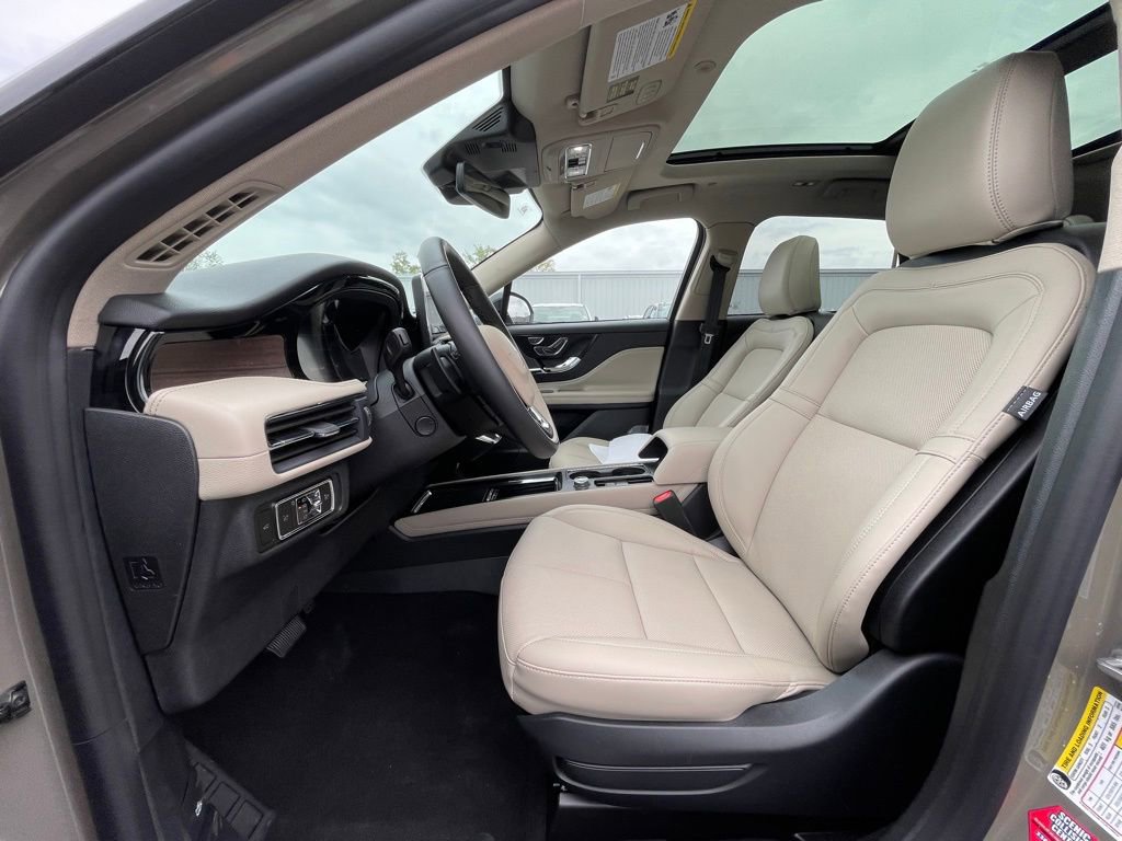 New 2025 Lincoln Corsair Reserve image 19