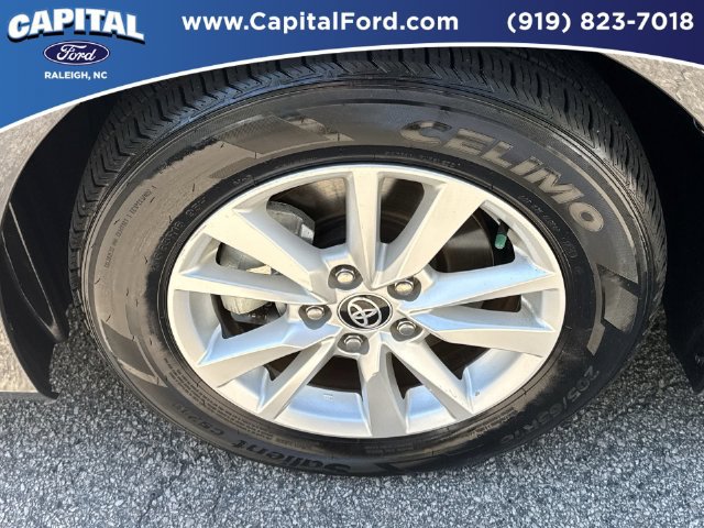 Used 2025 Toyota Camry LE FWD image 13