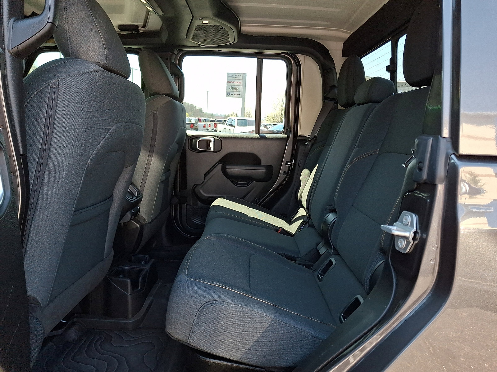 Certified 2024 Jeep Gladiator Sport image 10